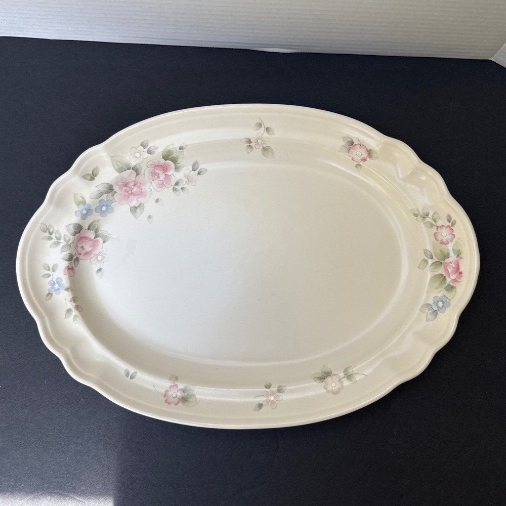 Pfaltzgraff Tea Rose Oval Serving Platter 14 Inch Scalloped Edge Stoneware USA